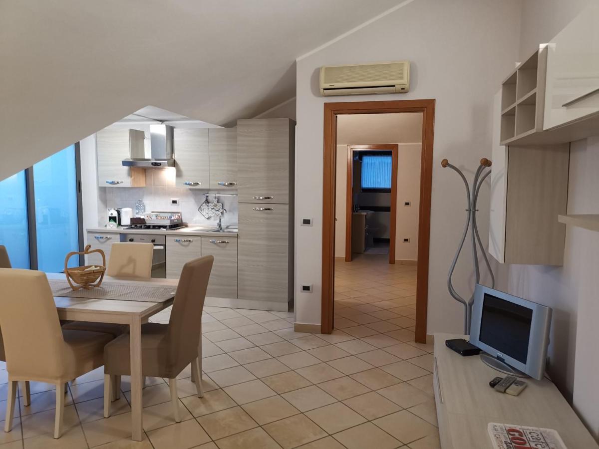 B&B Louise Santa Maria Capua Vetere Eksteriør billede