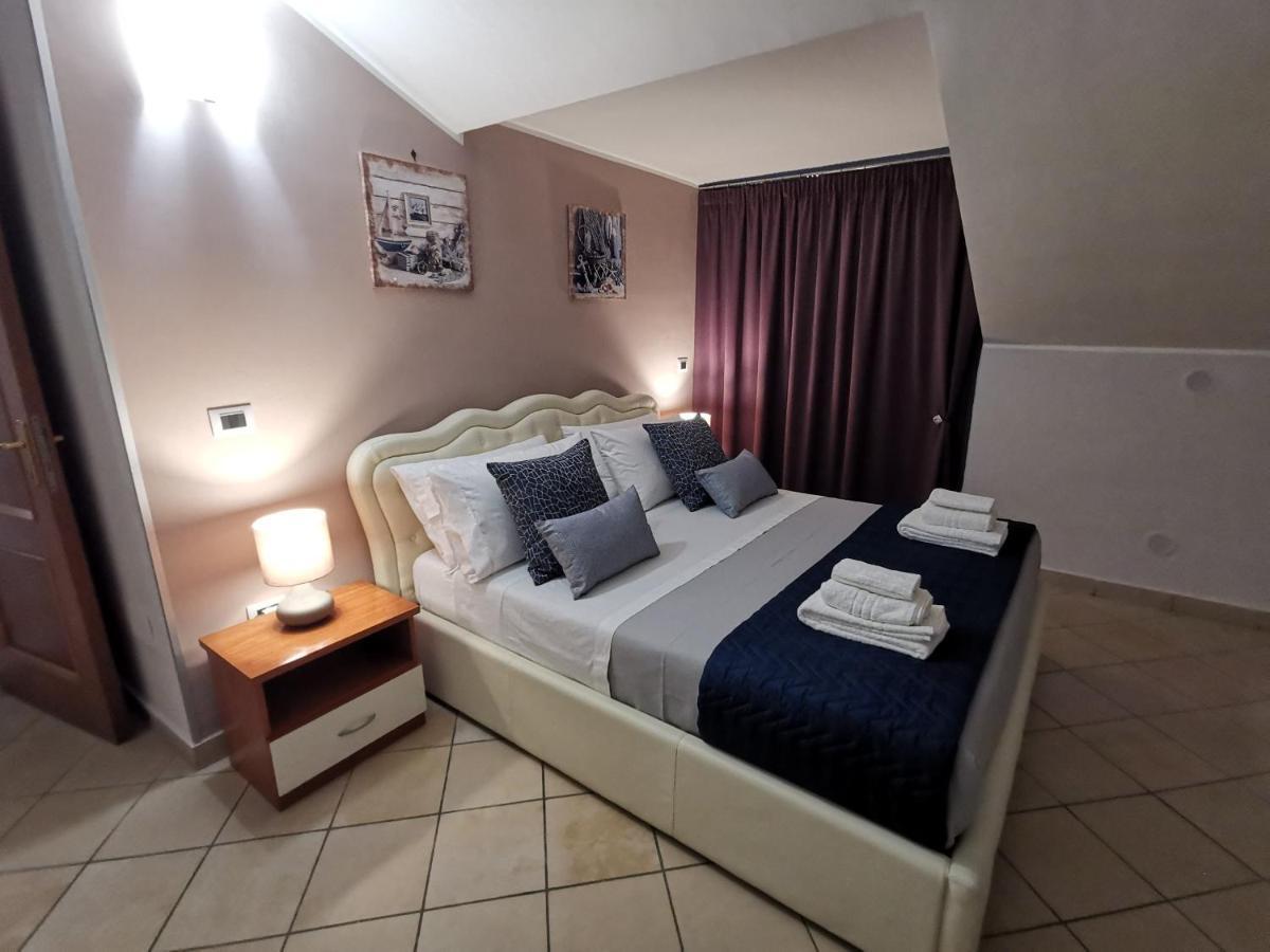 B&B Louise Santa Maria Capua Vetere Eksteriør billede